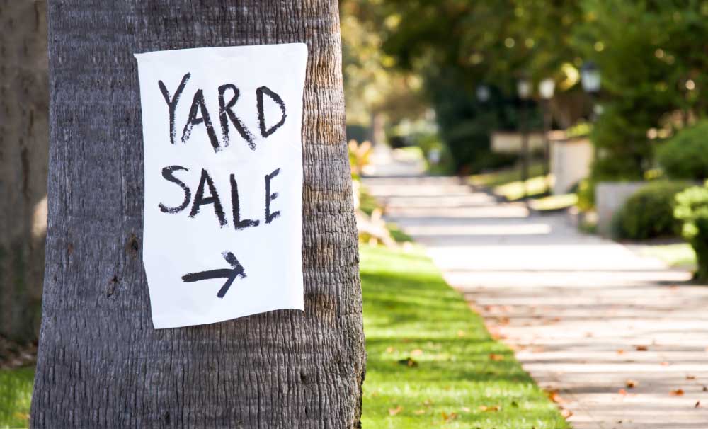 Kitten Rescue’s Annual Charity Yard Sale